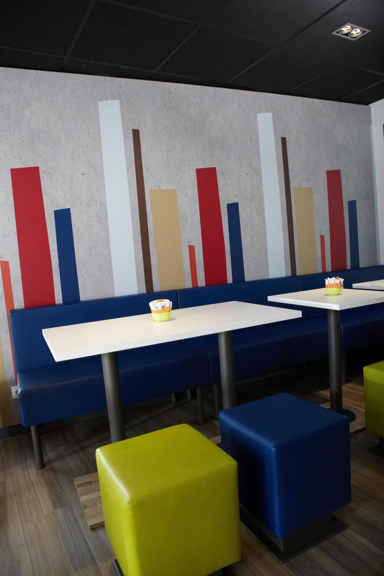 Ibis Budget Pontarlier Ngoại thất bức ảnh
