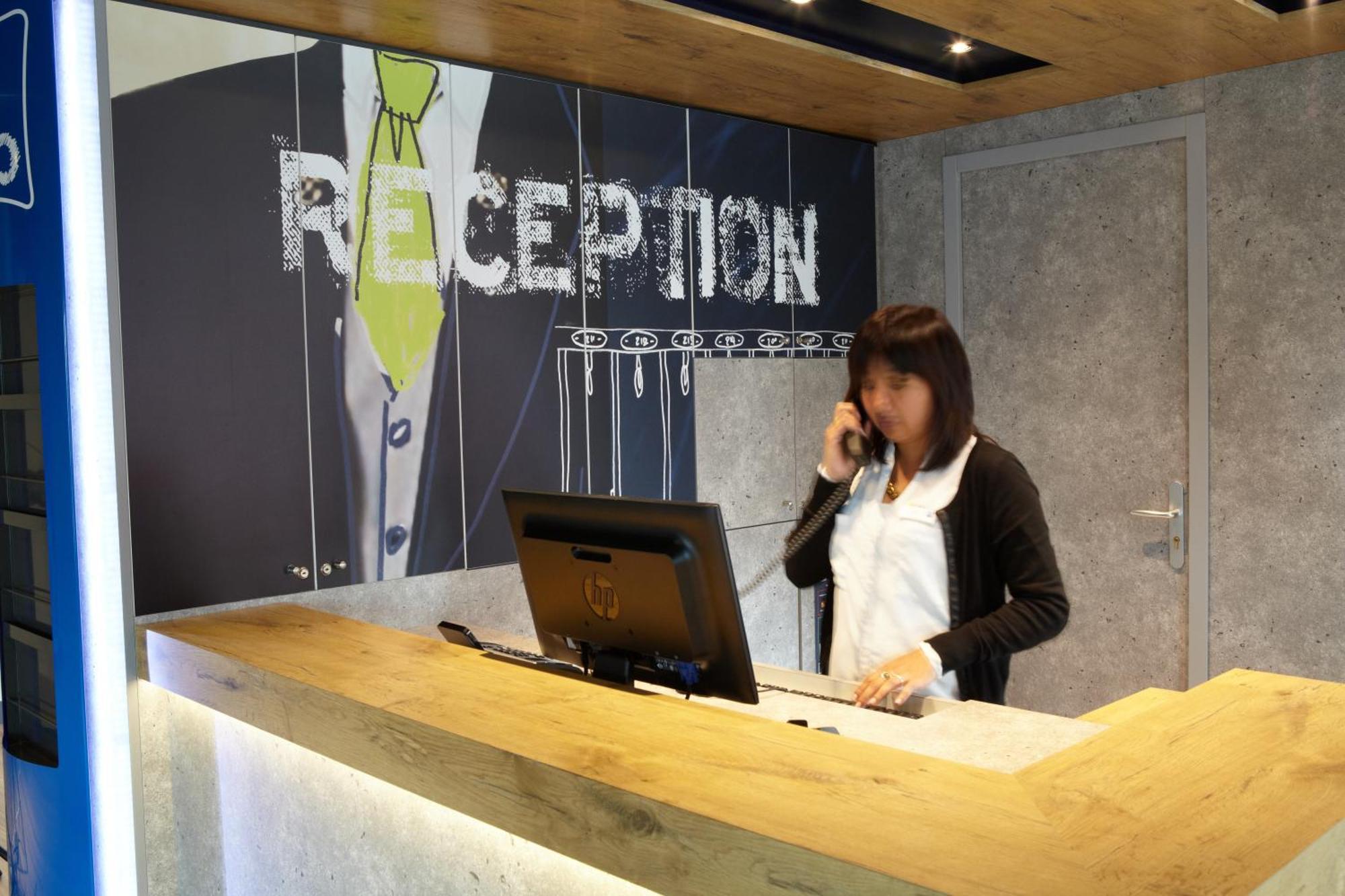 Ibis Budget Pontarlier Ngoại thất bức ảnh