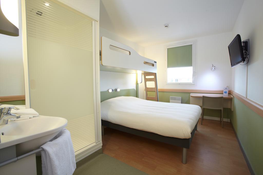 Ibis Budget Pontarlier Phòng bức ảnh